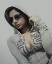 Dating girl in Faisalabad